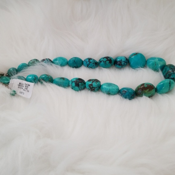 Turquoise Necklace & Earrings - Picture 6 of 8